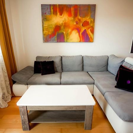 Apartment Rondo Pula Lovely And Sunny Bagian luar foto